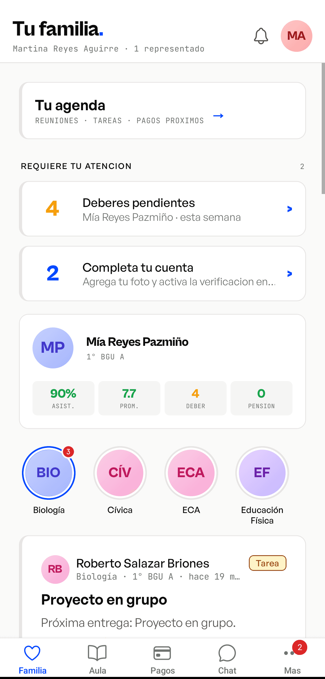 App móvil de edcu — vista de familia con notas, asistencia, pagos y muro del aula
